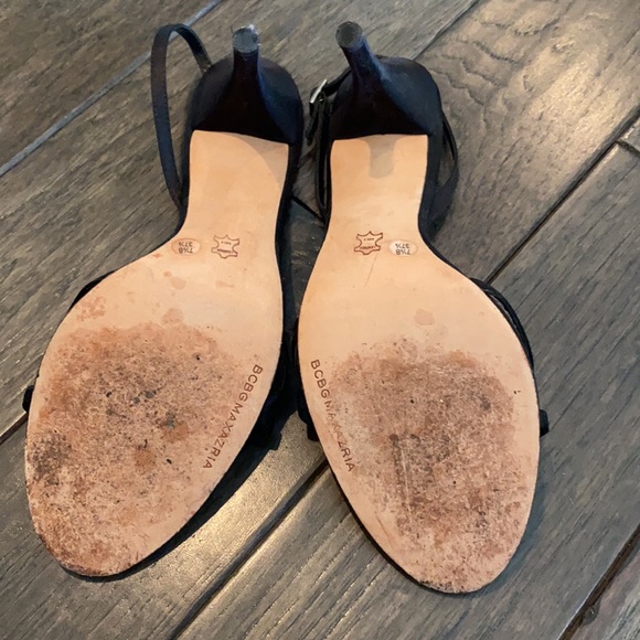 BCBG Max Azria sandals with Crystal detail - Picture 4 of 5